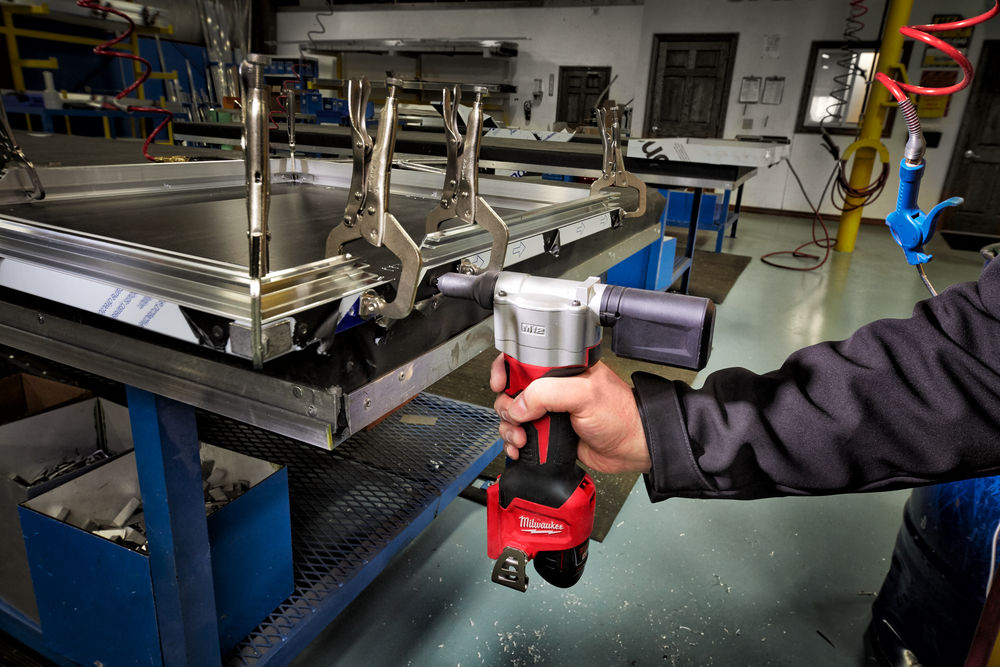 M12™ Compact Riveter