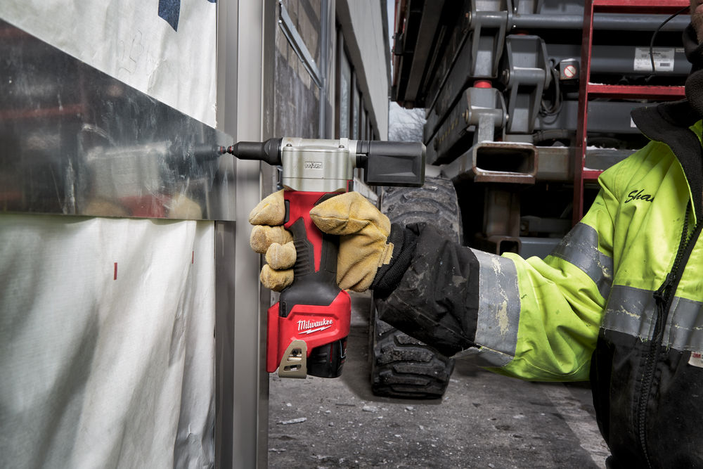 M12™ Compact Riveter