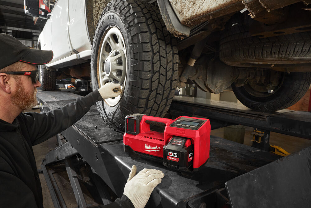 M18™ Tire Compressor