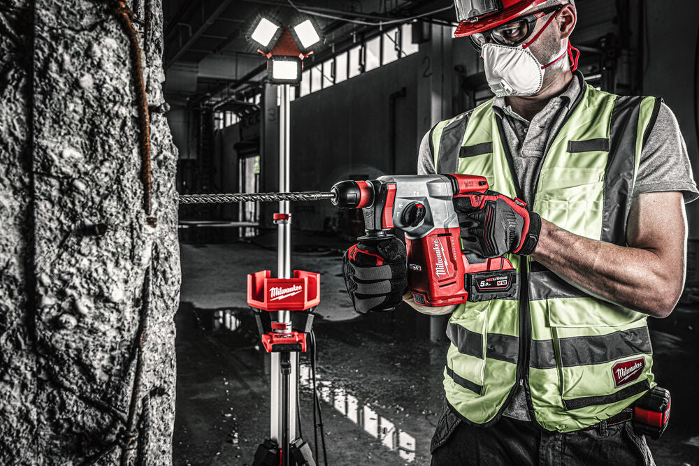 26 mm SDS-Plus hammer drill with FIXTEC™ brushless M18™ chuck
