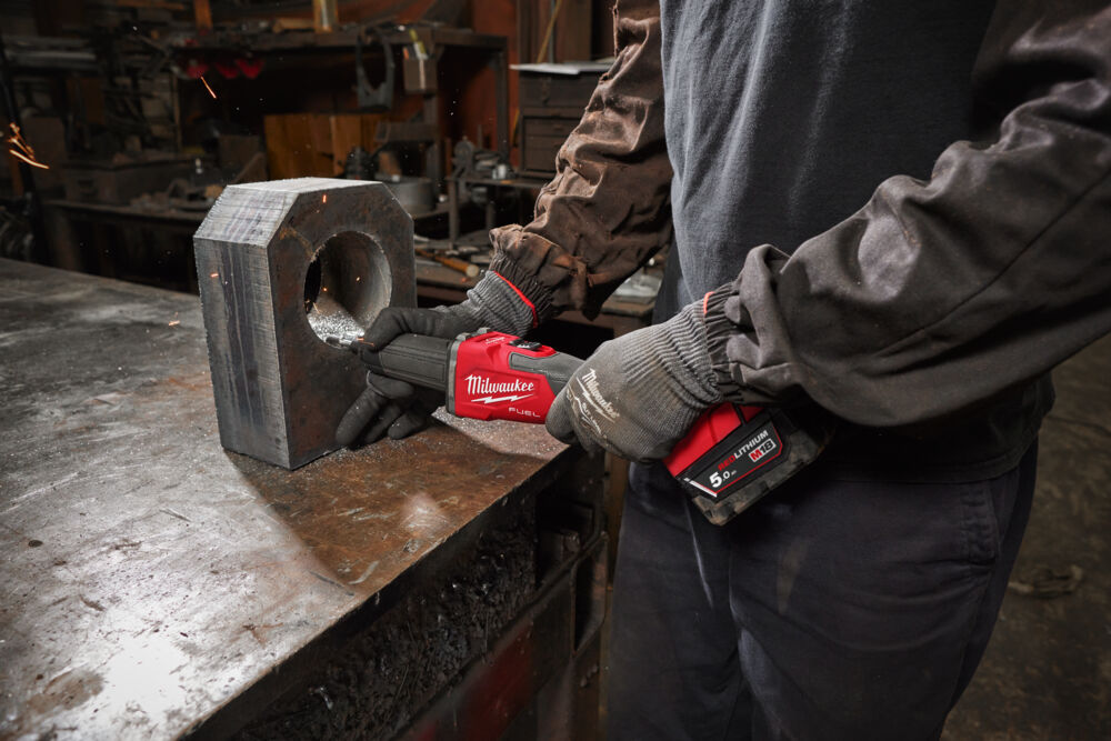 M18 FUEL™ Slide Start Straight Grinder