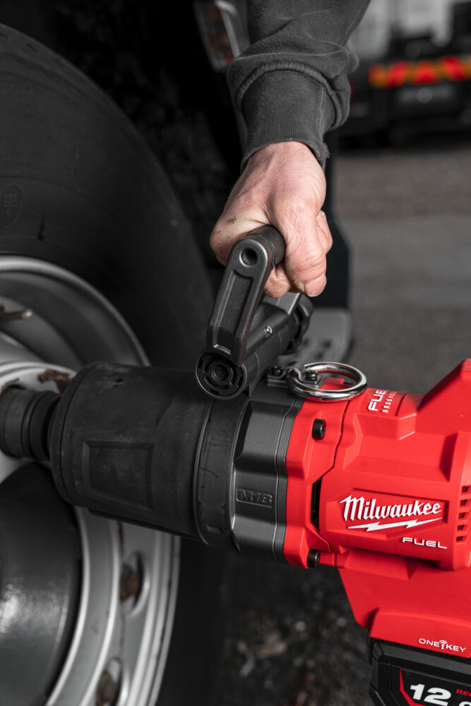 FUEL™ ONE-KEY™ ultra-high torque impact wrench, 1″ F M18 attachment